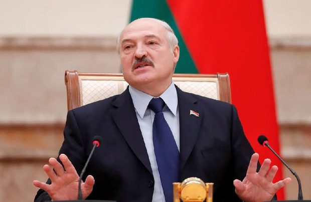 Aleksandr Lukaşenko yenə hədələdi: Ukrayna kütləvi qırğın istəmirsə, danışıqlara getsin