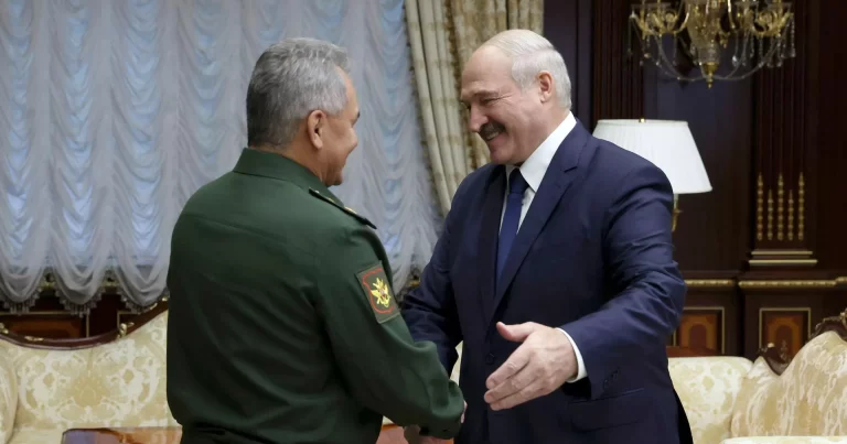 Sergey Şoyqu Aleksandr Lukaşenkonun yanına niyə getmişdi?