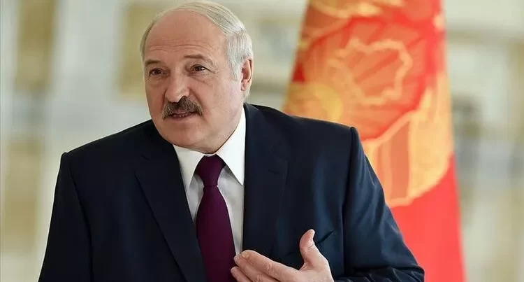 Lukaşenko yalnız bu halda hakimiyyətdən imtina edə bilər
