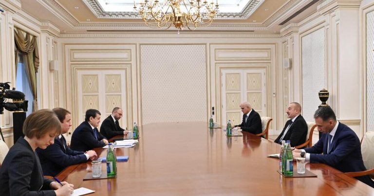 İlham Əliyev Rusiya Prezidentinin köməkçisini qəbul edib