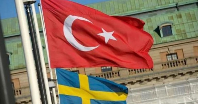 Türkiyə İsveçin müdafiə nazirini Ankaraya buraxmadı