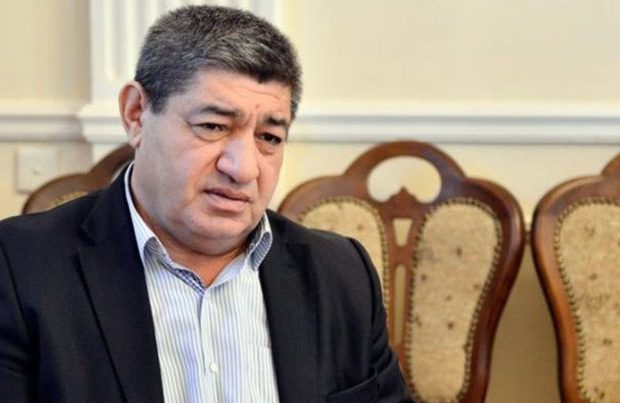 Deputat: “Xarici İşlər Nazirliyində Azərbaycan dilini bilən yoxdur”