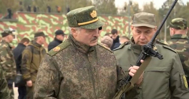 Lukaşenkodan iddia: “Ukrayna mənə təklif edir ki…”