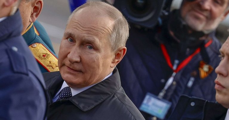 Putin göstəriş verdi: Nüvə silahlarını hazırlayın…