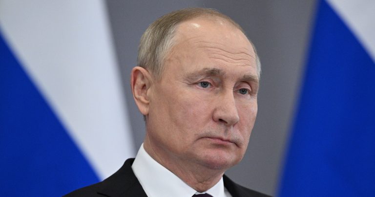 Vladimir Putin: Rusiyalı diplomatların səyləri sayəsində Qərbin Rusiyanı təcrid etmək planları pozulub