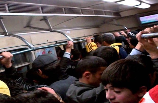 Bakı metrosunda DAVA: 34 yaşlı kişi döyüldü