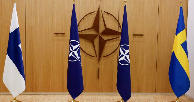 Macarıstan parlamenti NATO-nun genişlənməsi ilə bağlı səsverməni iki həftə təxirə salıb