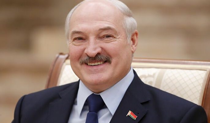 Aleksandr Lukaşenko: Müharibəni dayandırmaq üçün risk etməyə çalışacağam, lakin əgər…