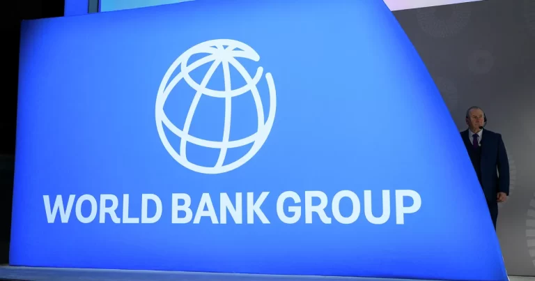 Dünya Bankından qlobal miqrasiya xəbərdarlığı: Sığınacaq axtaranların sayı 10 il ərzində üç dəfə artacaq