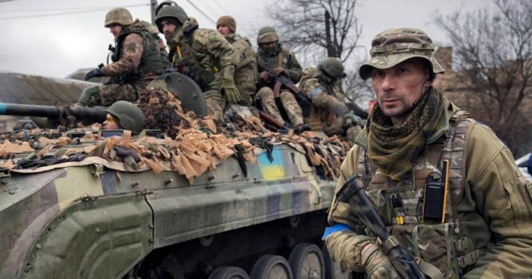 Ukrayna böyük əks-hücum əməliyyatları öncəsi taktiki hazırlıq işləri görür