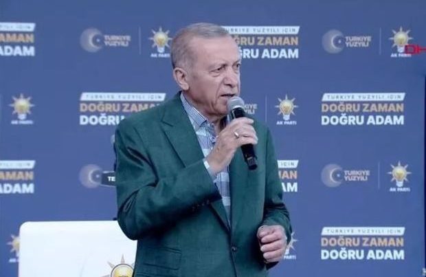 Türkiyə Prezidenti: “Ərdoğana jurnallarla hücum problemi həll etməyəcək”