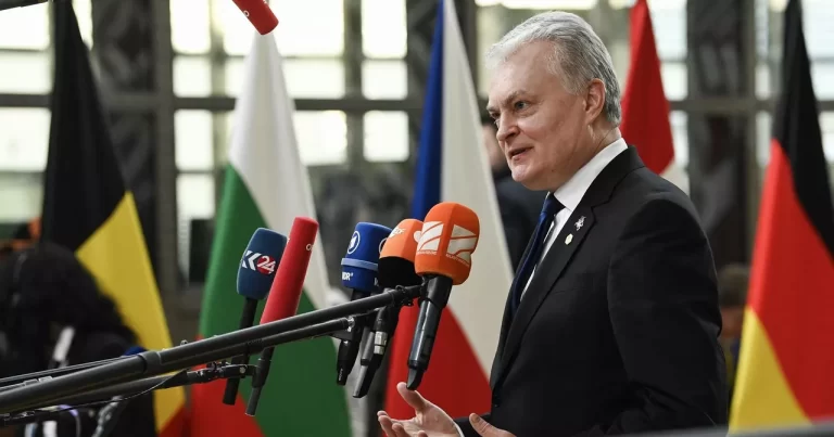 Litva prezidenti: “Ukrayna münaqişə bitənə qədər NATO-ya üzv ola bilməz”
