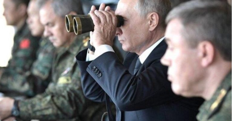 “Putinin yanında olan beş nəfərdən ikisi Qərbə işləyir” – SENSASİON iddia – VİDEO