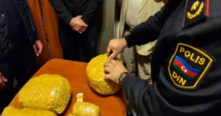 Samuxda İrandan gətirilmiş narkotikin çatdırılmasını təmin edən narko-kuryerlər saxlanılıb – FOTO