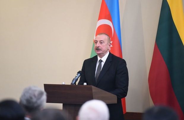 Azərbaycan Prezidenti: “Biz Xəzər və Baltik regionları arasında şəbəkə qurmalıyıq və bu, mümkündür”