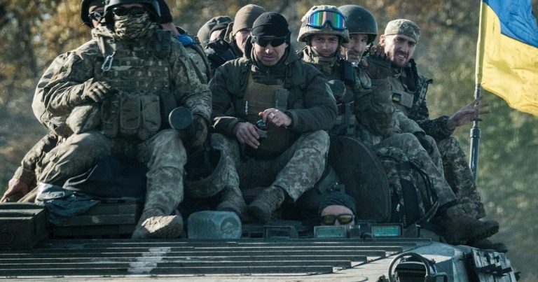 Vladimir Zelenski: Ukrayna əks hücuma hazırdır
