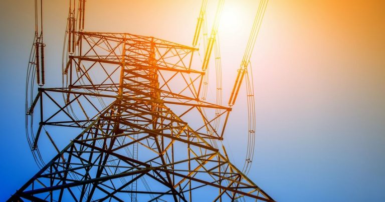 Azərbaycan elektrik enerjisinin istehsalını 3 % artırıb