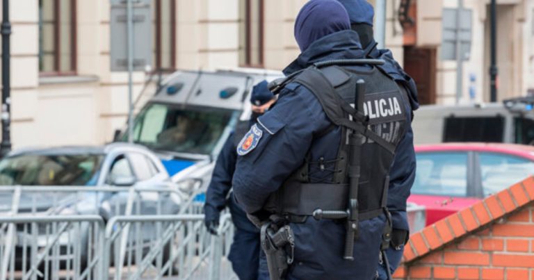 Polşa xüsusi xidmət orqanları iki rusiyalını həps etdi – casusluqda ittiham olunurlar