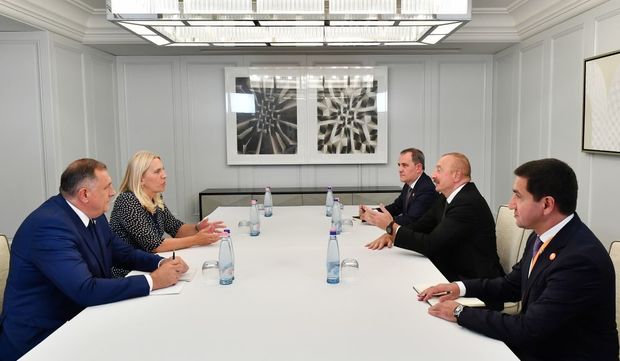 Prezident İlham Əliyev Jelka Tsviyanoviç və Milorad Dodik ilə görüşüb – YENİLƏNİB + FOTO