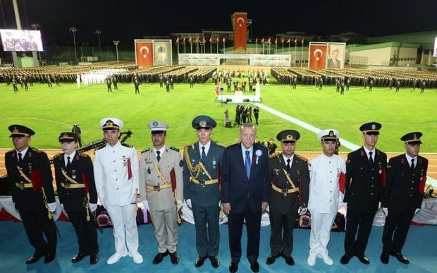 Türkiyədə üç azərbaycanlı zabit rütbəsi alıb – FOTO