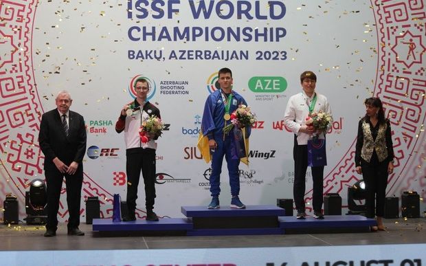 Dünya çempionatı: Ukraynadan olan atıcı qızıl medal qazanıb – FOTO