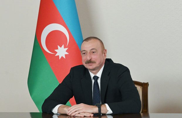 Prezident Tacikistanın Azərbaycana yeni təyin olunmuş səfirinin etimadnaməsini qəbul edib