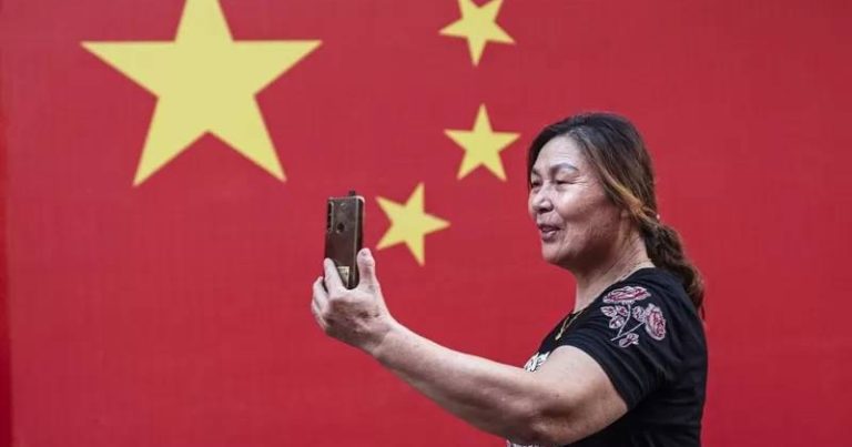 Çində dövlət qulluqçuları üçün “iPhone” qadağası xəbərindən sonra Apple dəyərinin 6 faizini itirdi
