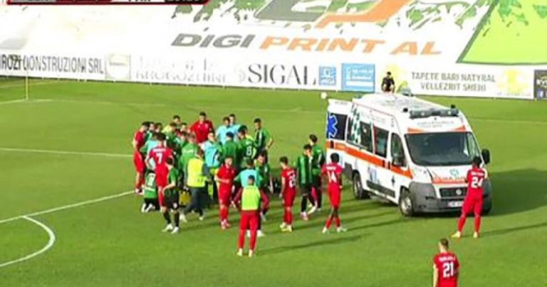 Azərbaycanlı futbolçunun komanda yoldaşı oyun zamanı vəfat etdi