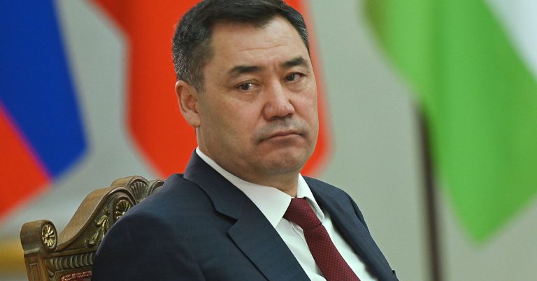 Qırğızıstan prezidenti ABŞ-ı respublikanın işlərinə qarışmamağa çağırıb