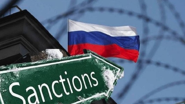 Aİ-nin Rusiyaya qarşı 13-cü sanksiyalar paketi: Sanksiyalar siyahısında nələr və kimlər var?
