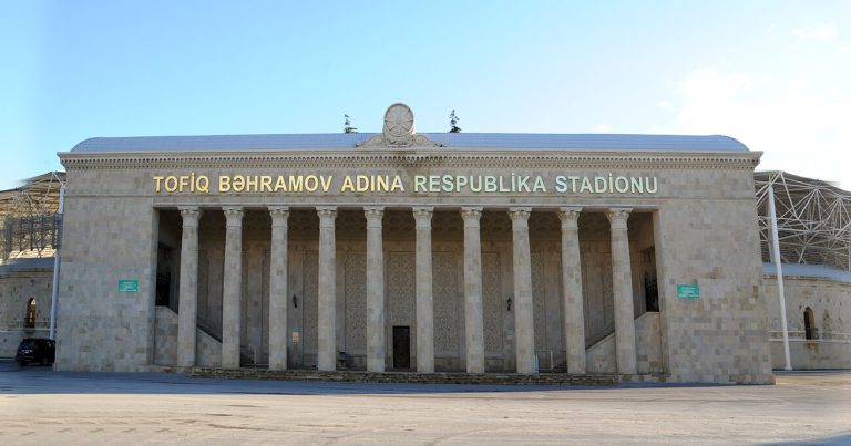 Respublika Stadionunda xoşagəlməz vəziyyət – FOTO