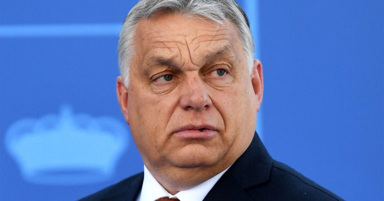 Macarıstanın baş naziri Orban Ukraynanı Rusiya ilə danışıqlara çağırıb