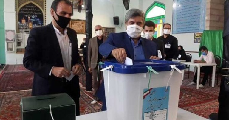İranda parlament seçkiləri keçirilir