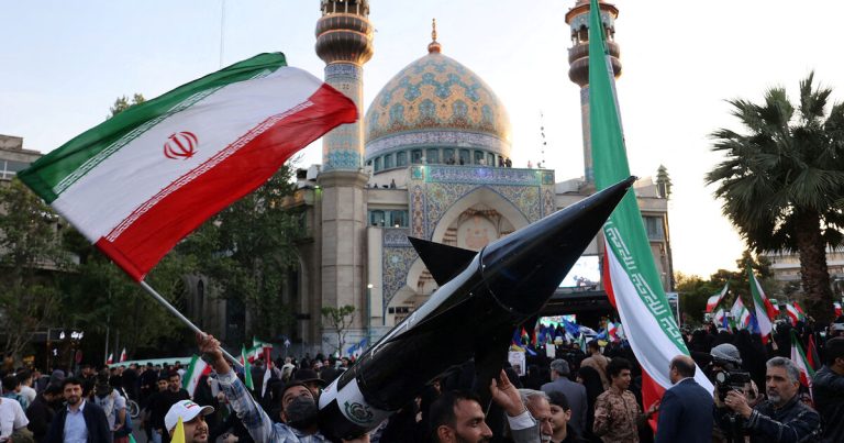 Aİ İrana qarşı yeni sanksiyalar tətbiq etməyə çağırır
