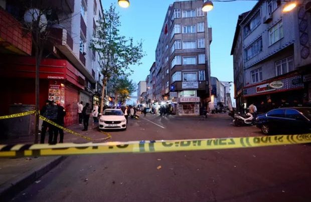 İstanbulda silahlı hücum: Ölən və yaralananlar var – FOTO/VİDEO