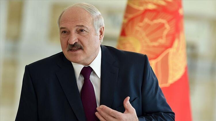 Aleksandr Lukaşenko “Rusiya-Ukrayna oyunu”na heç-heçə təklif edir