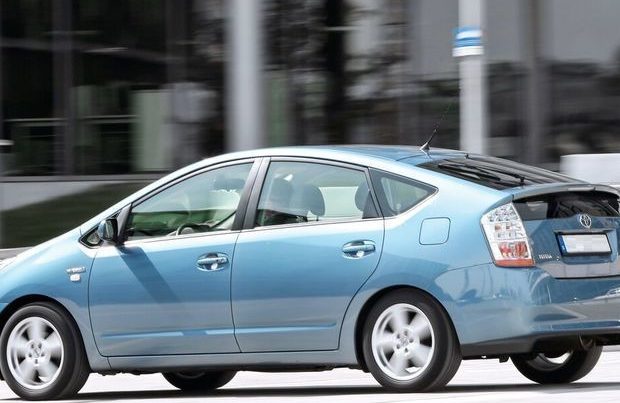 “Toyota Prius”ların qiymətindəki ucuzlaşma nə qədər davam edəcək? – VİDEO