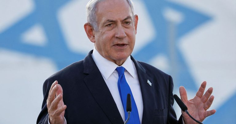 Generallar Benyamin Netanyahunu İranın raket hücumuna cavab verməyə çağırıblar, o isə imtina edib