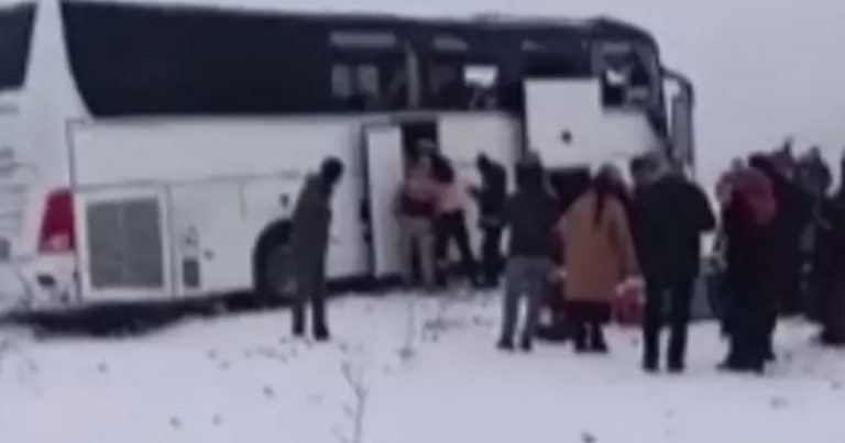 Türkiyədə avtobus qəzası: ölənlər və yaralananlar var