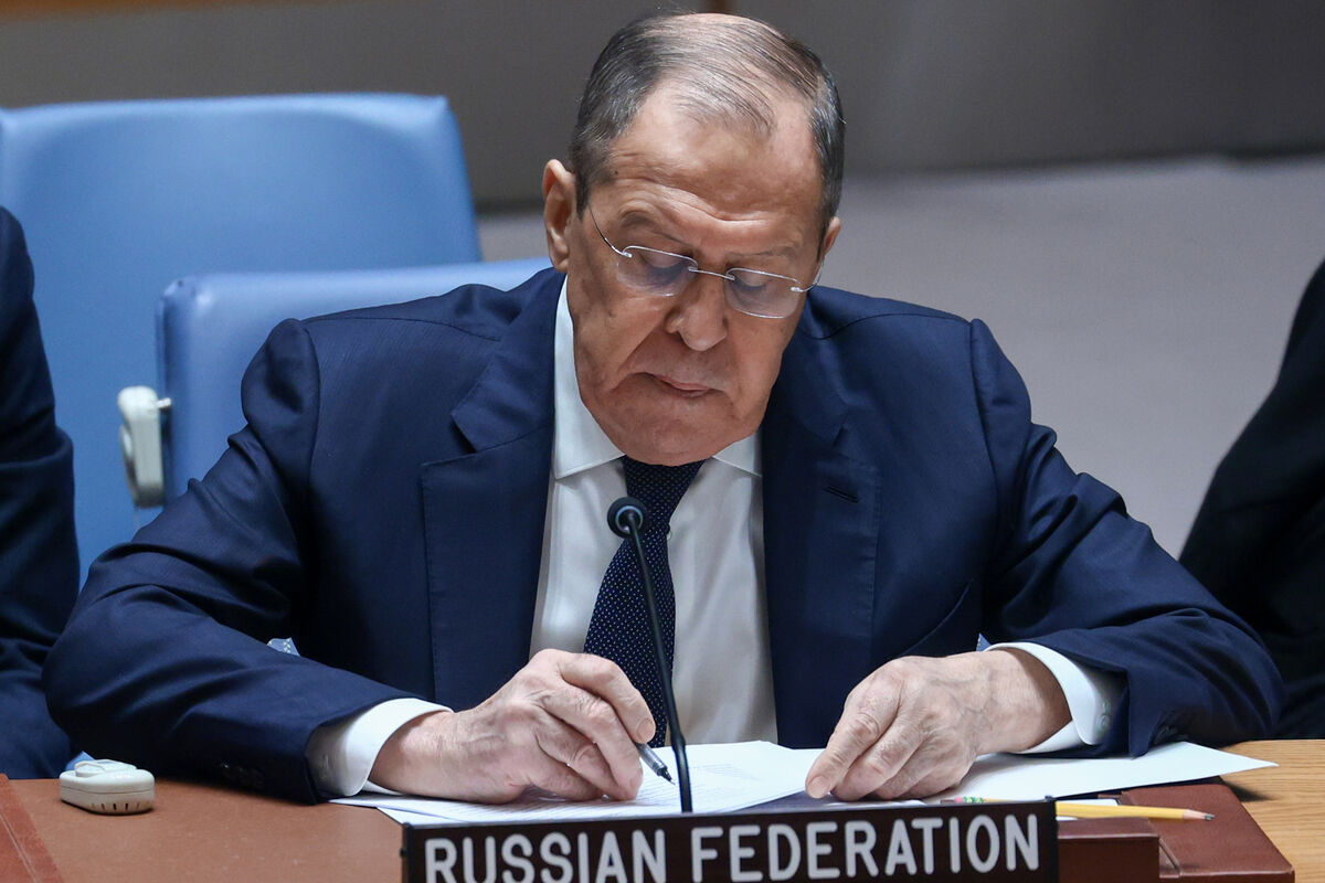 Lavrov dünyanın bütün problemlərinin səbəbini açıqlayıb