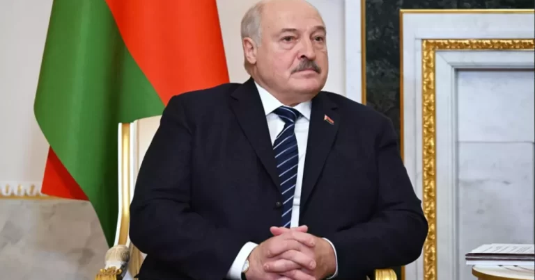 Lukaşenko: Dünya heç vaxt nüvə müharibəsinə indiki qədər yaxın olmayıb