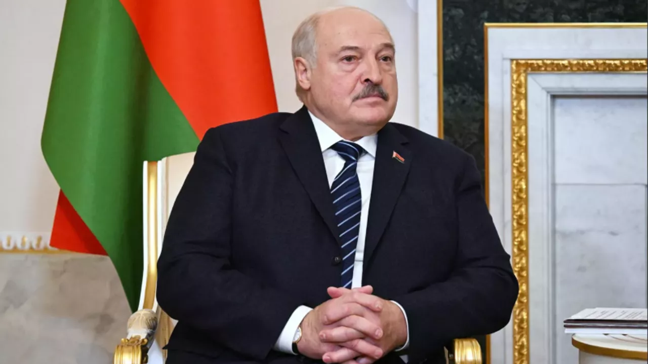 Lukaşenko: Dünya heç vaxt nüvə müharibəsinə indiki qədər yaxın olmayıb