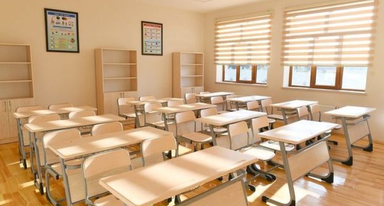 Məktəblərdə dərslər saat 9-da başlayacaq? – AÇIQLAMA