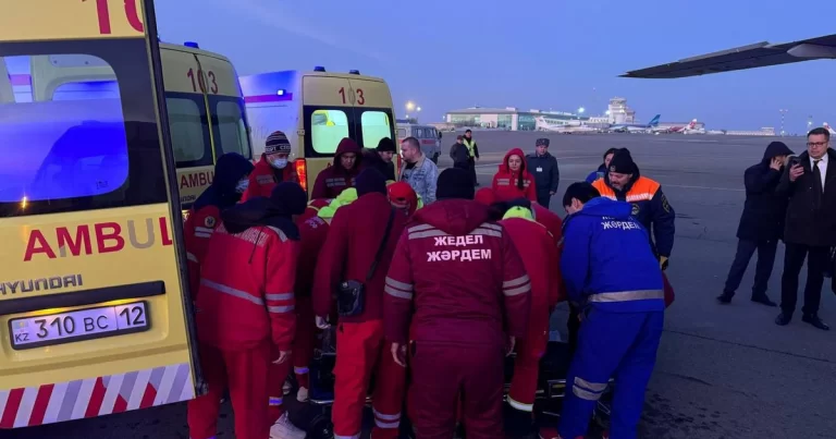 Təyyarə qəzasında xəsarət alan Rusiya vətəndaşları öz ölkəsinə aparılıblar