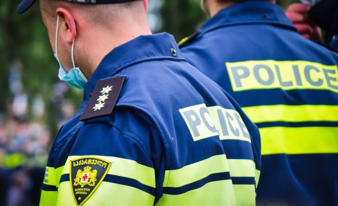 Gürcüstanda polis müxalifət liderlərinin həbsinə başladı
