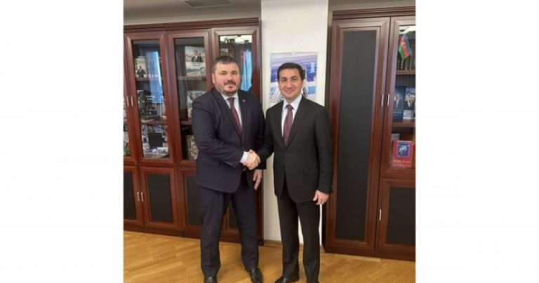 Hikmət Hacıyev Ukrayna səfiri ilə görüşdü