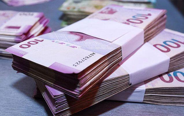 Bu şəxslərə GÜZƏŞT: Maaşlarının 400 manatı…