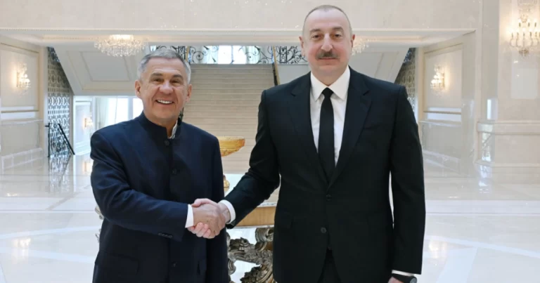 Prezident İlham Əliyev Rusiyanın Tatarıstan Respublikasının rəisi ilə görüşüb