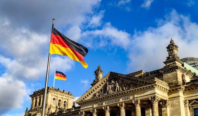 Almaniya prezidenti parlamenti buraxdı: yeni seçkilər keçiriləcək