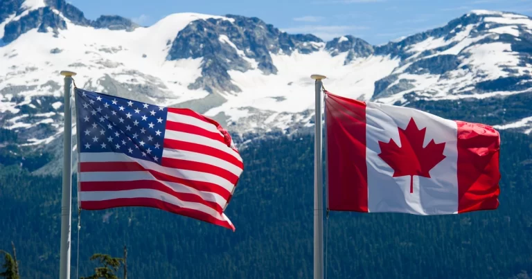 Donald Tramp Kanada və ABŞ-ın vahid dövləti təmsil etdiyi xəritəni yayıb